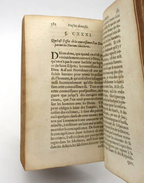 Pensées diverses, écrites à un docteur de Sorbonne, à l'occasion de la comète qui parut au mois de décembre 1680. [BAYLE (Pierre)]