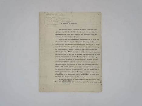 En marge d'un discours : tapuscrit et manuscrit autographe. BENDA (Julien)