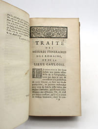 Éclaircissemens géographiques sur l'ancienne Gaule précédés d'un Traité des mesures itinéraires des romains, et de la lieue gaulois