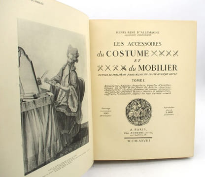 Les Accessoires du costume et du mobilier depuis le treizième siècle jusqu'au milieu du dix-neuvième siècle. ALLEMAGNE (Henry René d')