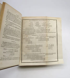 Cours de mathématiques, à l'usage de la marine et de l'artillerie, 4e édition, 3e partie, contenant l'algèbre et l'application de cette science à l'arithmétique et à la géométrie.