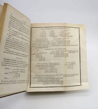 Cours de mathématiques, à l'usage de la marine et de l'artillerie, 4e édition, 3e partie, contenant l'algèbre et l'application de cette science à ...