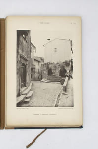 Petits édifices. Provence. Constructions rurales.
