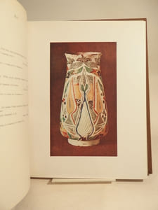 Cent planches en couleurs d'art musulman : céramiques, tissus, tapis. Introduction et notices par Raymond Koechlin et Gaston Migeon.
