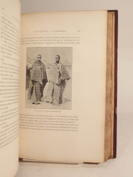 Dix années en Equatoria. Le retour d'Emin Pacha et l'expédition Stanley. Ouvrage traduit avec l'autorisation de l'auteur par Louis de Hessem et ...
