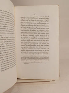 Essai sur les chemins de fer en général et sur le chemin de fer de Paris à Cherbourg en particulier, par un habitant du département de l'Eure.