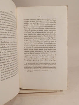 Essai sur les chemins de fer en général et sur le chemin de fer de Paris à Cherbourg en particulier, par un habitant du département de l'Eure.. ...