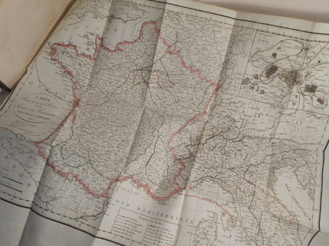 Histoire de la Guerre de la Restauration, depuis le passage de la Bidassoa par les Alliés, 7 octobre 1813, jusqu'à la loi d'amnistie du 12 janvier ...