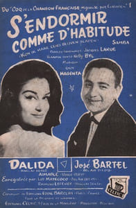 Partition de la chanson : S'endormir comme d'habitude Du "Coq" de la Chanson Française organisé par Europe n°1  Au dos : Bob Azzam " Dracula " Kon ik maar eens blijven slapen      