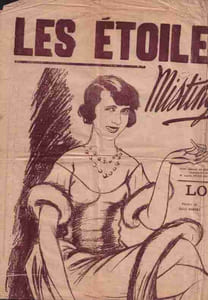 Partition de la chanson : Placard " Les Etoiles de Paris " Mistinguett Placard de chansons sur des airs connus , recto-verso contenant : - J'ai qu'ça - Lorencia - Pars ! ... - Viens Papa - La liquette en soie - Je viens d'hériter de ma tante - Larmes d'amour - Lison-Lisette etc .... hauteur 85 cm , largeur 59 cm Casino de Paris,Folies Bergères,Moulin Rouge,Apollo Théâtre (L'),Théâtre de Paris,Théâtre de Belleville