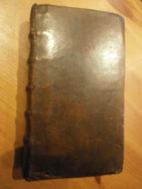 Sacra Biblia. Vulgate Editionis sixti V P M Jussu recognita in tres partes.
