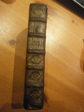 Sacra Biblia.  Vulgate Editionis sixti V P M Jussu recognita in tres  partes.. undefined