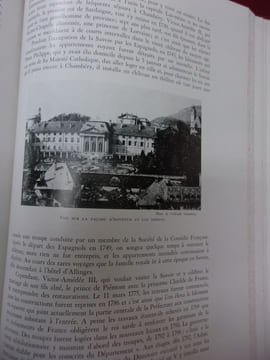Les préfectures françaises . Les archivistes en chef des départements