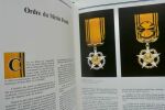 ORDRES & DECORATIONS DE FRANCE. Editions du Grand Rond, 1982. Sous le haut patronage de la Grande Chancellerie de la Légion d'Honneur. In-folio, ...