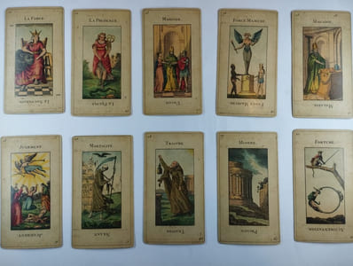 Jeu de tarot grand Etteilla (ANCIEN et COMPLET).
