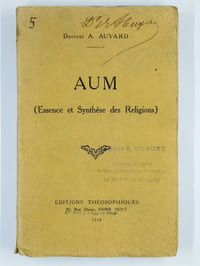AUM (Essence et synthèse des religions).