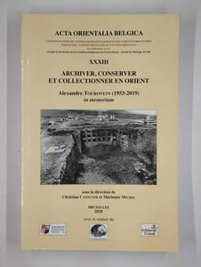 Archiver, conserver et collectionner en orient.