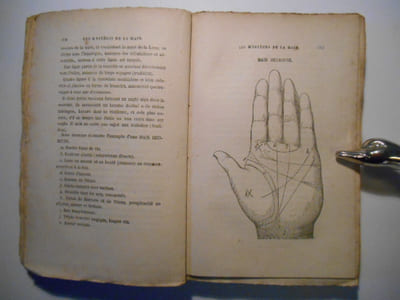 Les mystères de la main révélés et expliqués. Art de connaître la vie, le caractère, les aptitudes et la destinée de chacun d'après la seule inspection des mains.