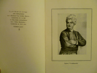 La tolérance. Texte intégraux du colloque international organisé en hommage au Swami Vivekananda à l'occasion de son centenaire.