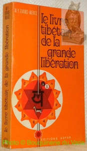 Le livre tibétain de la grande libération ou la Méthode pour réaliser le Nirvana par la connaissance de l'esprit précédé d'un exposé biographique de Padma Sambhava et suivi de l'enseignement du Guru Phadama Sangay. Avec des commentaires psychologiques du Dr. C. G. Jung.