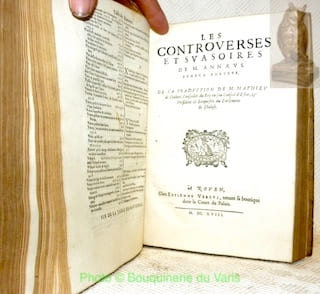 Les Oeuvres de L. Annaeus Seneca mises en François par Matthieu de Chalvet. Relié avec: Les Controverses et suasoires de M. Annaeus Seneca Rhetur de la traduction de M. Mathieuv de Chalvet.