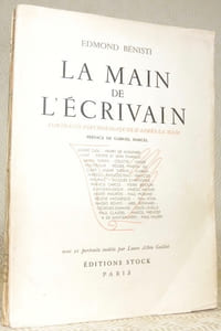 La main de l’écrivain. Portraits psychologiques d’après la main. Préface de gabriel Marcel, avec des portraits inédits par Laure Albin Guillot. Gide, Montherlant, J.Green, Colette, Martin du Gard, Cocteau, Mauriac, Valery, Saint-Exupéry, Claudel, etc.
