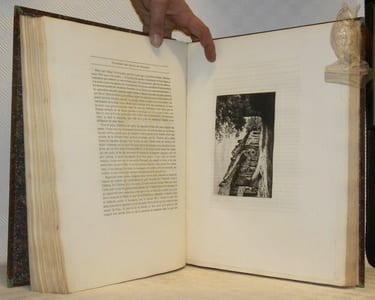 La Franche-Comté. Besançon et la Vallée du Doubs. XXV Eaux-fortes par MM. T. Abraham et G. Coindre. Texte par MM. X. Marmier, Francis Wey, E. Grenier, l’Abbé Besson, le vte. Chifflet, A. Castan.