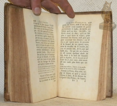 Lettres sur les Anglois et les François et sur les voiages.. (MURALT, Béat Louis de).