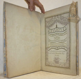 Manuscrit ecclésiastique du XIXe siècle : Orationes dicendae ante benedictionem sanctissimi sacramenti. In Ecclessia Parrochiali Massiliensi Sancto Martino Ep: Dicata.