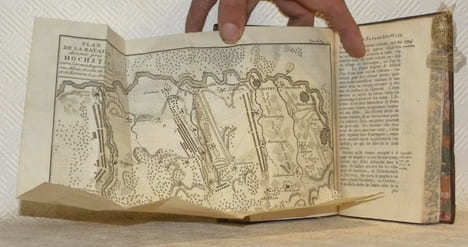 Histoire du Prince François Eugene de Savoie, generalissime des Armées de l’Empereur et de l’Empire. Enrichie des Plans de Batailles & des Médailles ...