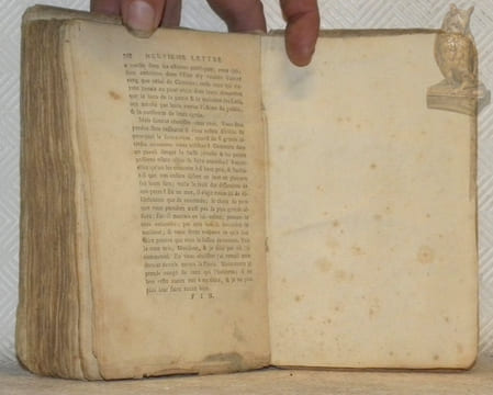 Lettre écrites de la montagne. En deux parties. Vitam impendere vero. Oeuvres de J. J. Rousseau. Tome neuvieme. Contenant les Lettres écrites de la ...