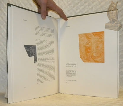 Le minotaure d’octobre. Avec dix-neuf eaux-fortes originales de Hans Erni.. ELLENBERGER, Jean-Marie. - ERNI, Hans (illustrations de).