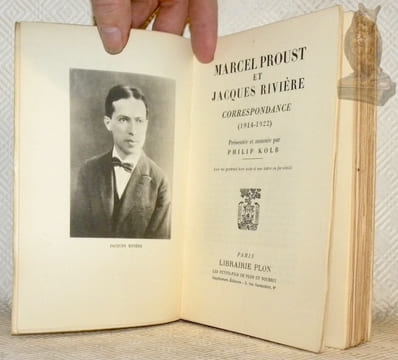 Correspondance (1914-1922). Présentée et annotée par Philip Kolb. Avec un portrait hors texte et une lettre en fac-similé.. Proust, Marcel. - Rivière, ...