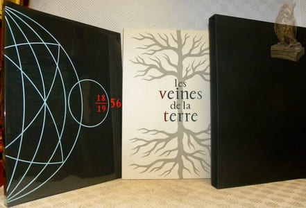 Les veines de la terre. Sur le thème de l’eau et de feu cet ouvrage publié à l’occasion du Centenaire de la Compagnie de Pont-à-Mousson est précédé d’une Lettre-Préface de Jean Cocteau et ornée de douze planches dessinées et commentées par Jean Picart le Doux.