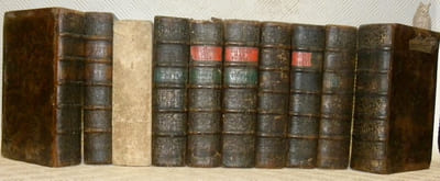 Histoire des Helvétiens, aujourd’hui connus sous le nom de Suisses ou Traité sur leur origine, les guerres, leurs alliances & leur gouvernement. 10 Volumes complets.