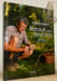 Retour aux sources. Recettes, anecdotes et r&eacute;flexions. Photographies Pierre-Michel Delessert. Conception et mise en pages sign&eacute;e Oscar Ribes.. RABAYE, ...