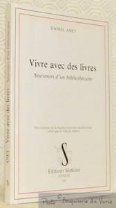 Vivre avec les livres. Souvenirs d’un bibliothécaire. Illustrations de l’auteur.