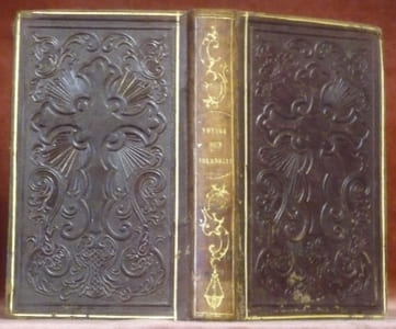 Voyages d’un irlandais à la recherche d’une religion, traduit de l’anglais de Thomas Moore, et revu avec soin par un vicaire général