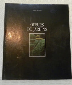 Odeurs de jardins.