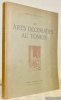 Les Arts décoratifs au Tonkin. Soixante-quatre planches hors texte et quarante-quatre dessins dans le texte. Ouvrage publié sous les auspices du ...