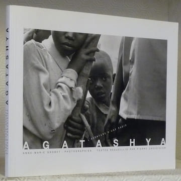 Agatashya. L’aventure d’une radio. Anne-Marie Grobet photographies. Textes recueillis par Pierre Crevoisier. Préface de Charles-Henri Favrod. Postface ...