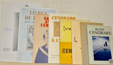 Lot de 8 titres concernant Cendrars. - Théâtre Populaire Romand. Blaise Cendrars. Montage de J.-C. Flückiger. 1984. - Exposition Blaise Cendrars. ...
