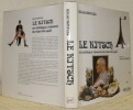 Le Kitsch. Un catalogue raisonné du mauvais goût. Traduit de l’italien par Paul Alexandre.. DORFLES, Gillo.