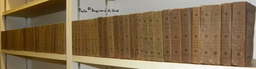 R&eacute;pertoire du Th&eacute;&acirc;tre Fran&ccedil;ais. 1e Ordre, 28 volumes, 2e Ordre 40 volumes. Complet des 68 premiers volumes, comme annonc&eacute; sur le dos des couvertures.. ...