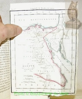 Abrégé de l’Histoire Universelle, ancienne et moderne, à l’usage de la jeunesse. Avec cent cinquante cartes ou gravures 47 Tomes en quatre séries. ...