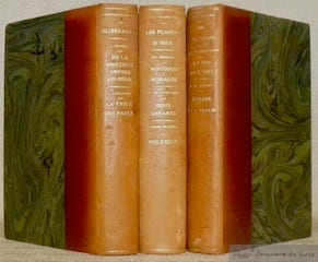 10 Premiers titres de la Collection Les Cahiers de Paris, reliés ensembles en 3 volumes. Volume premier. 1. Délibérations. 2. De la sincérité envers ...