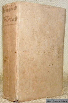 L. Annaei Flori Rerum Romanarum Libri quatuor. Annotationibus in usum studiosae Juventu-tis, instar Commentarii illustrati. Auctore Johanne ...
