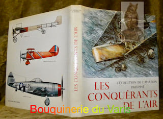Les Conquérants de l'air. L'évolution de l'aviation, 1903-1945.. EMDE, Hiener. - DEMAND, Carlo (dessins).