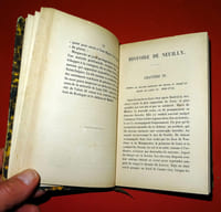HISTOIRE DE NEUILLY PRÈS PARIS (Seine) ET DE SES CHÂTEAUX. Les Ternes, Madrid, Bagatelle, Saint-James, Neuilly, Villiers. RELIÉ À LA SUITE : ANNUAIRE ADMINISTRATIF, INDUSTRIEL ET COMMERCIAL DE NEUILLY ET DES TERNES, ANNÉE 1857