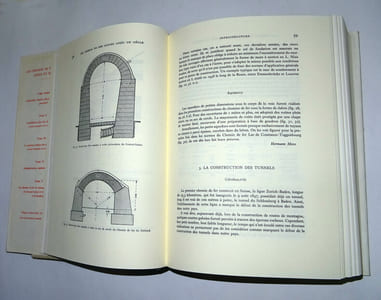 LES CHEMINS DE FER SUISSES APRÈS UN SIÈCLE 1847-1947. Mis à jour au moment de la parution de chaque volume.